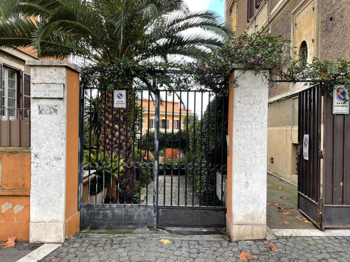 Cosy Studio In The Greenest Corner Of Trastevere Roma Esterno foto